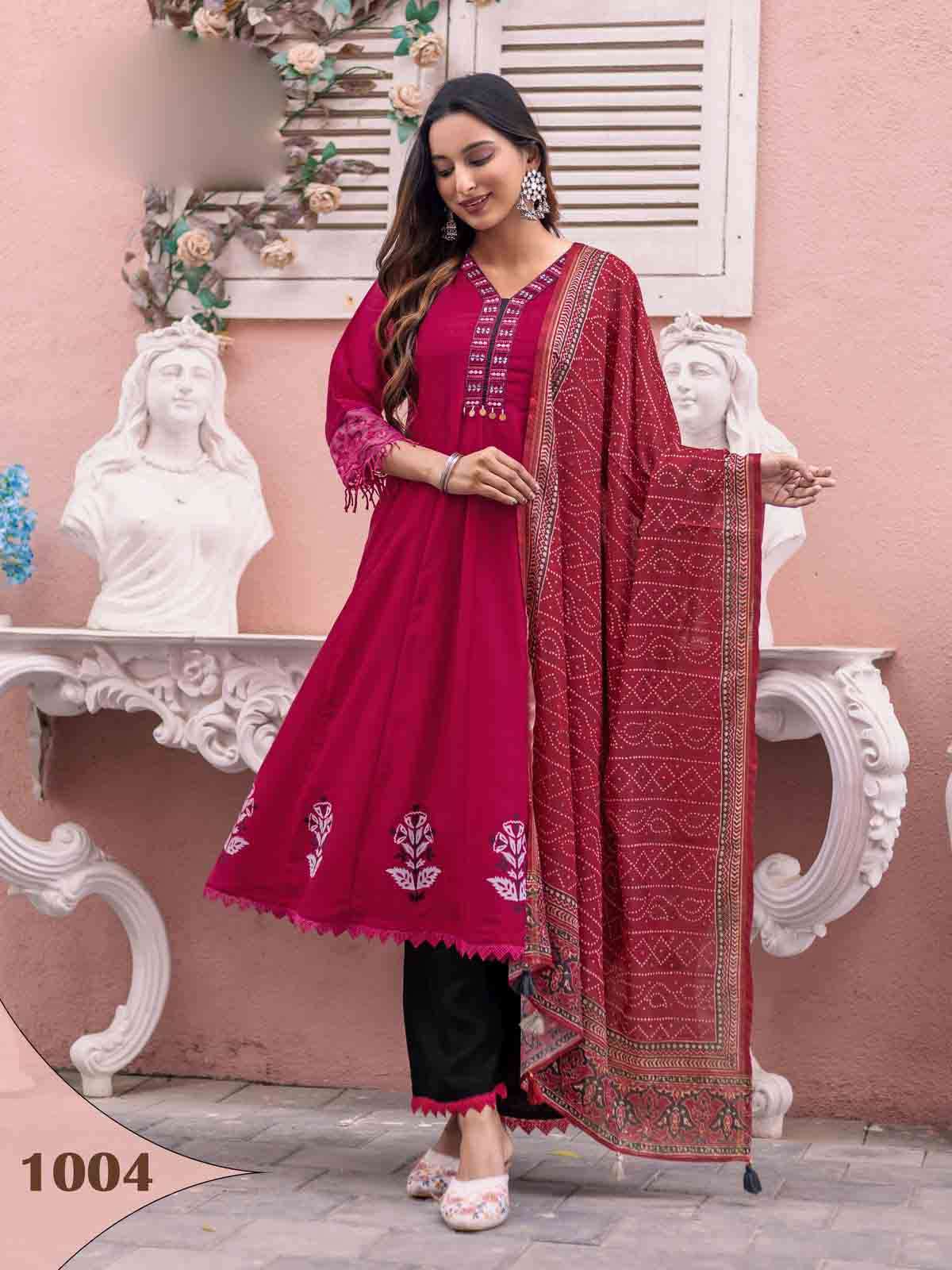 Baarati Mittoo Vichitra Handwork and Embroidery Kurti Pant Dupatta set Online