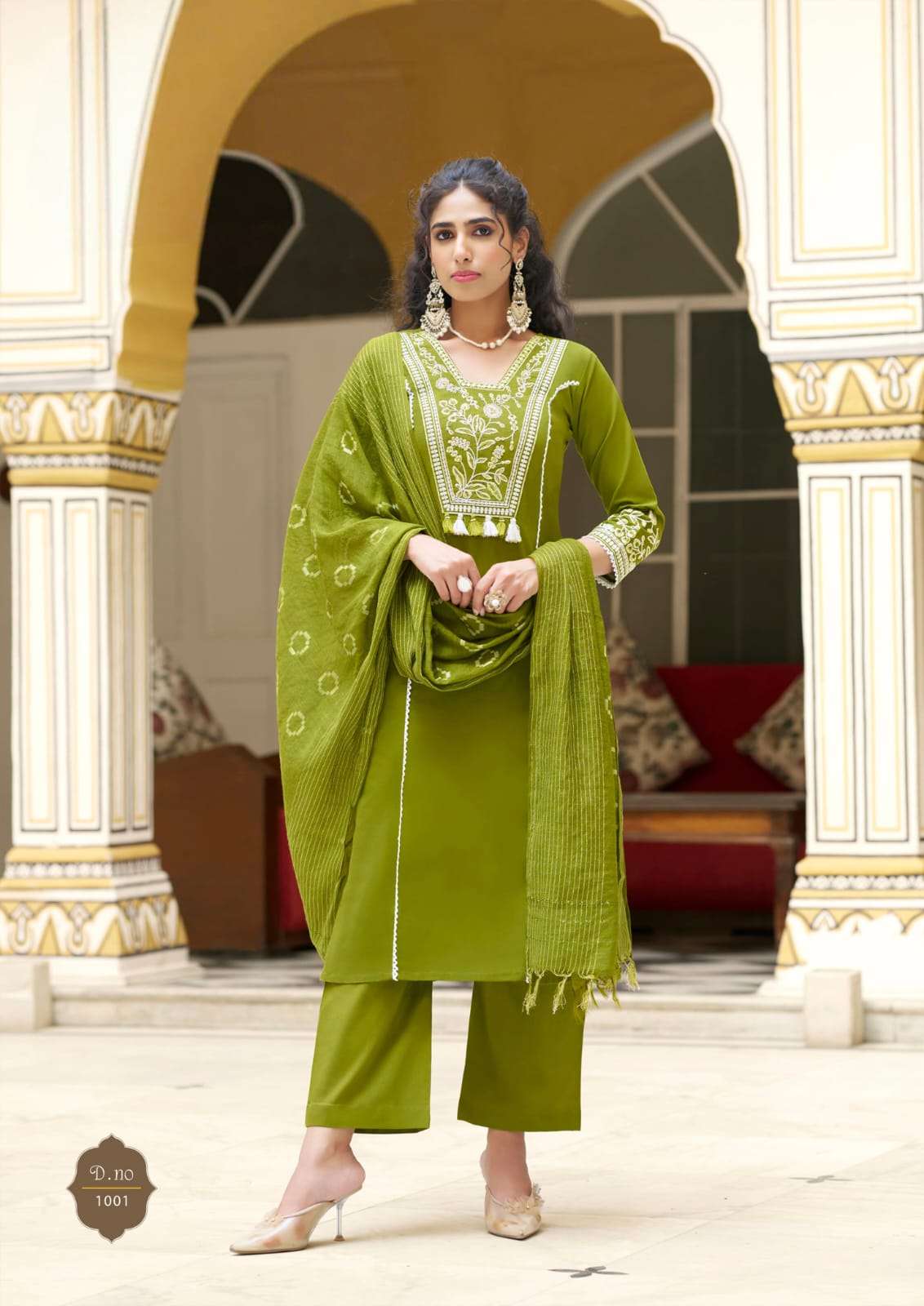 Vaani Karissa Premium pure heavy Linen with Cording work and handwork kurti pant dupatta set